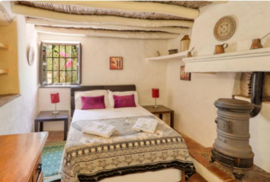 Cortijo Cuscurro Villa Riogordo Exterior photo