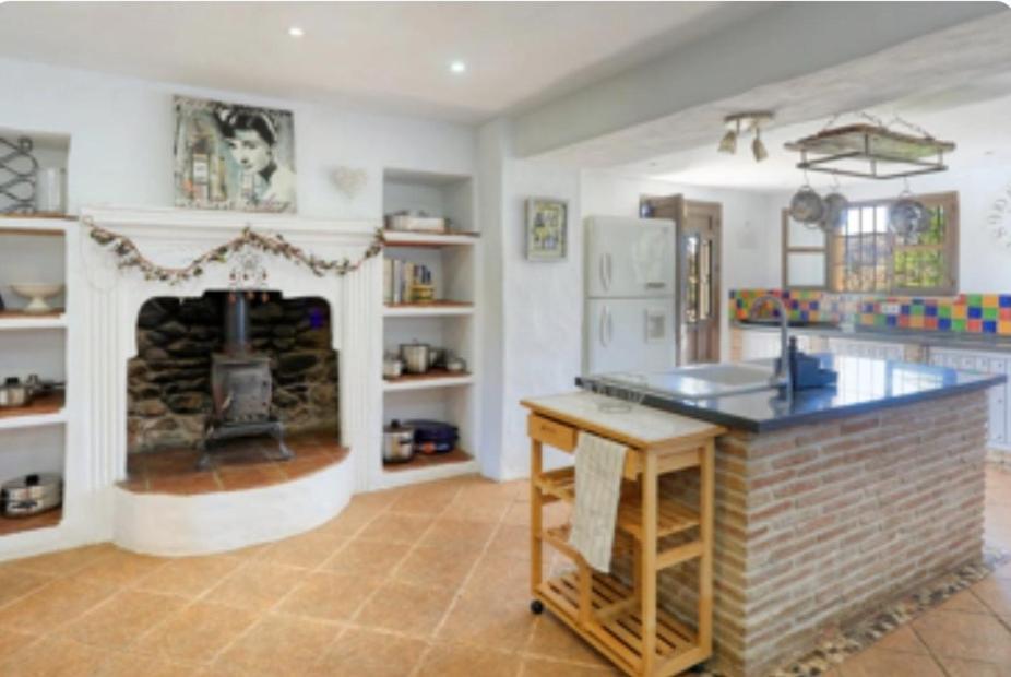 Cortijo Cuscurro Villa Riogordo Exterior photo